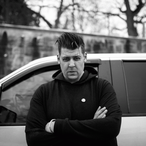 A Pregnant Light : Kiss Me Thru the Phone